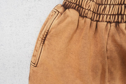 V - SWEATPANTS