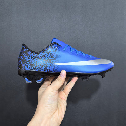 M - FUSSBALLSCHUHE