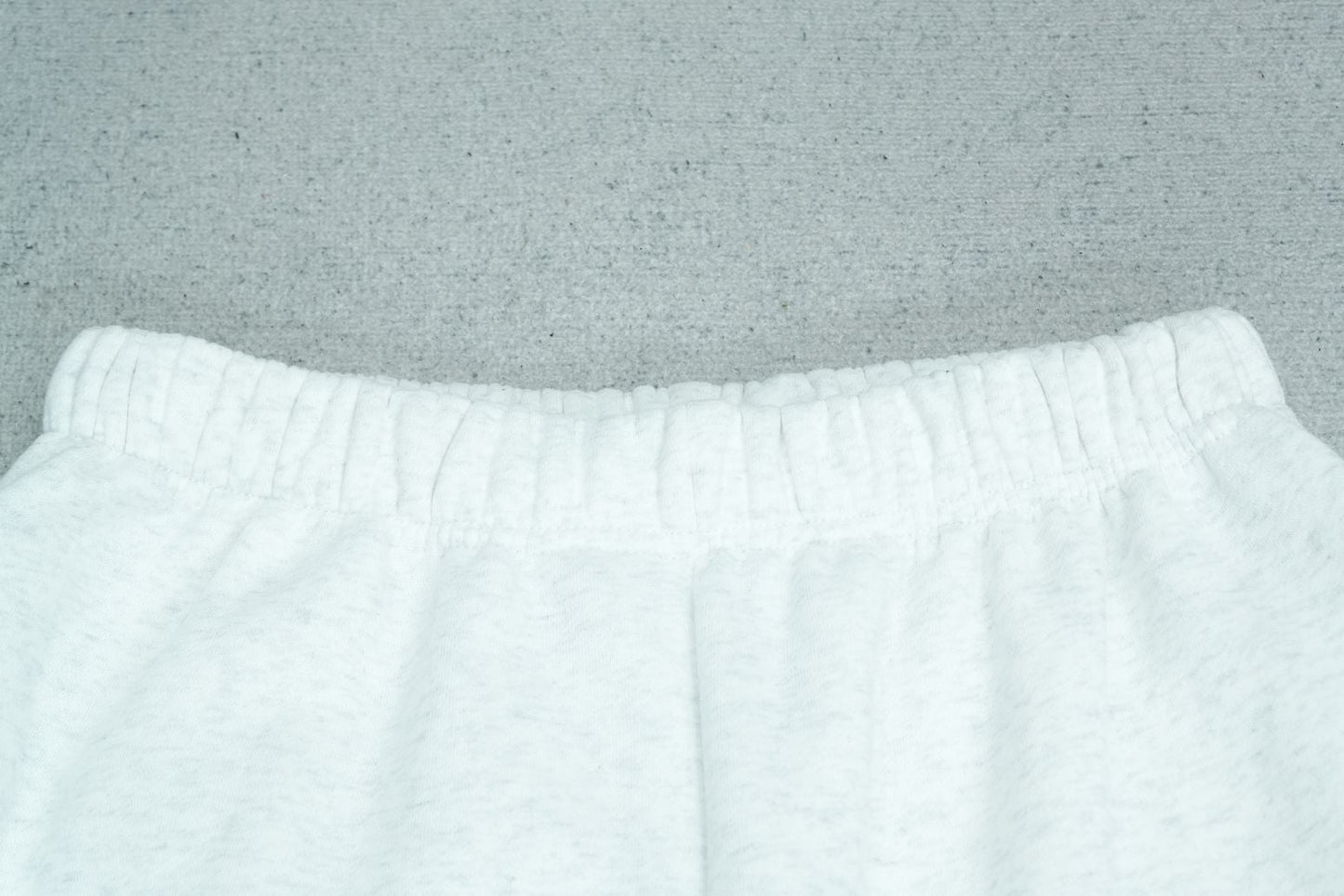 B - SWEATPANTS