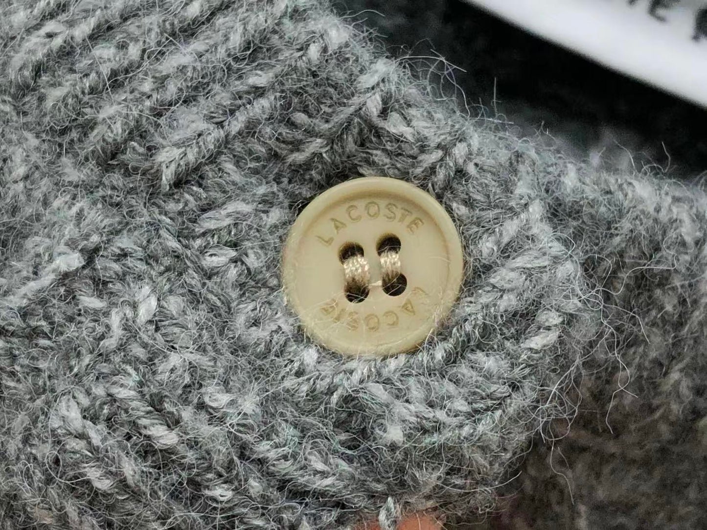 L - SWEATER