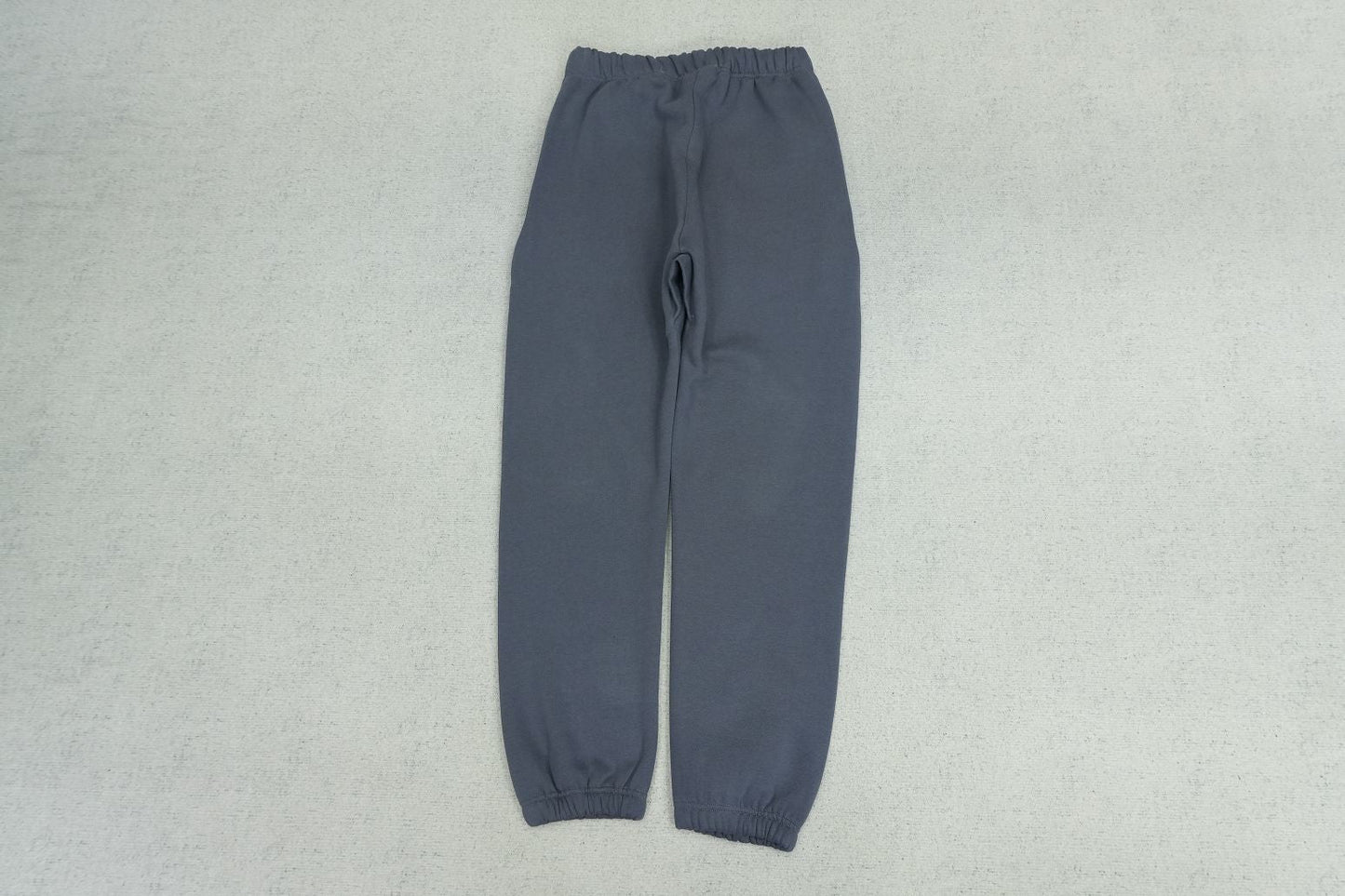 F - SWEATPANTS