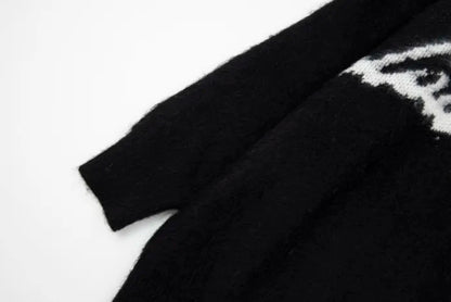 Y - SWEATER