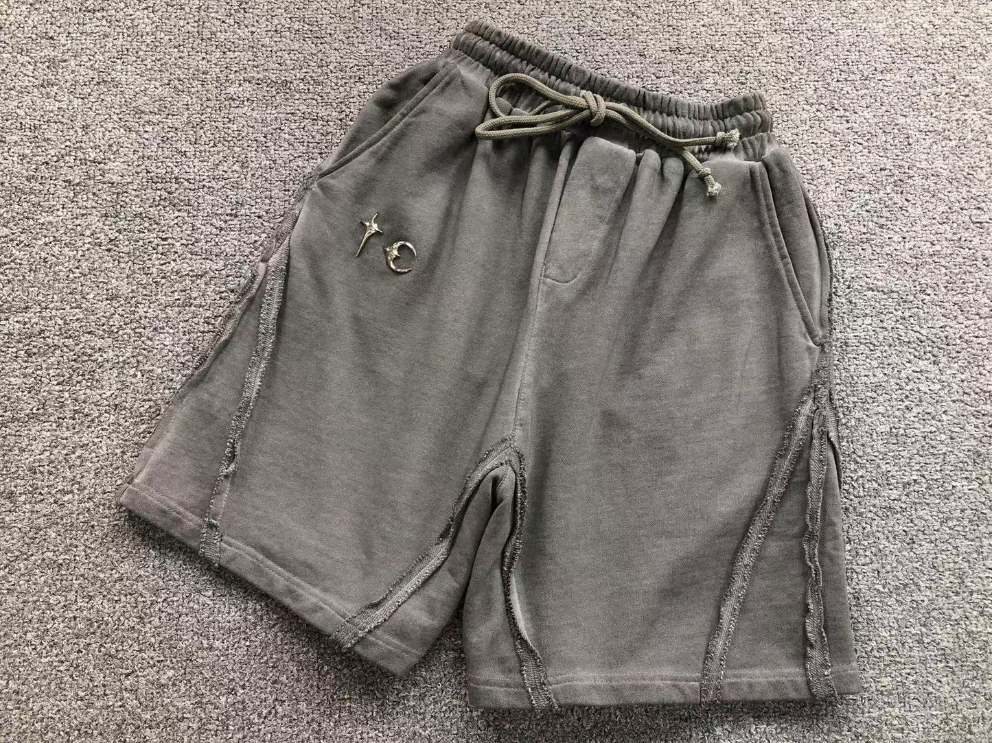 T - SHORTS