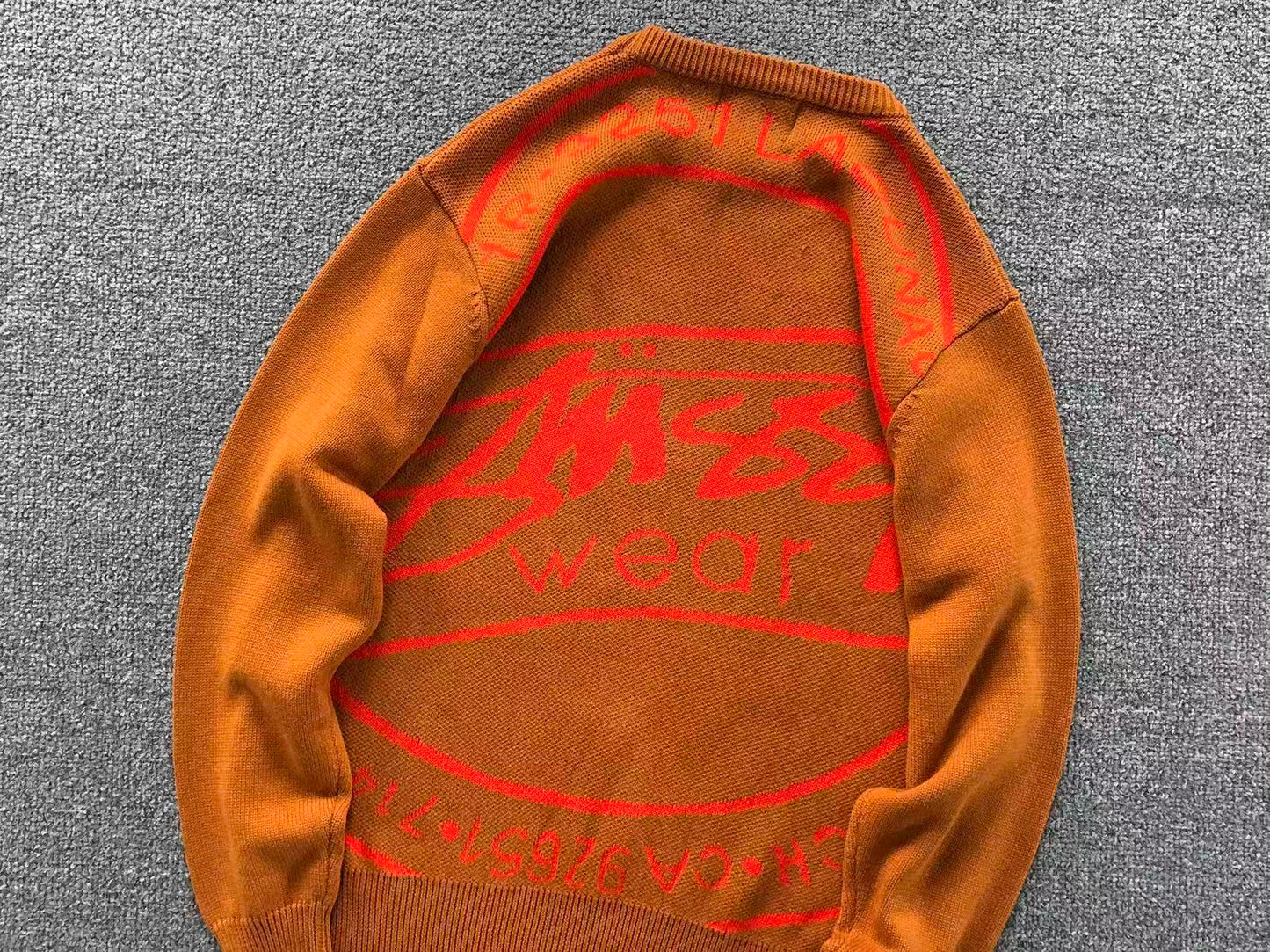 S - SWEATER