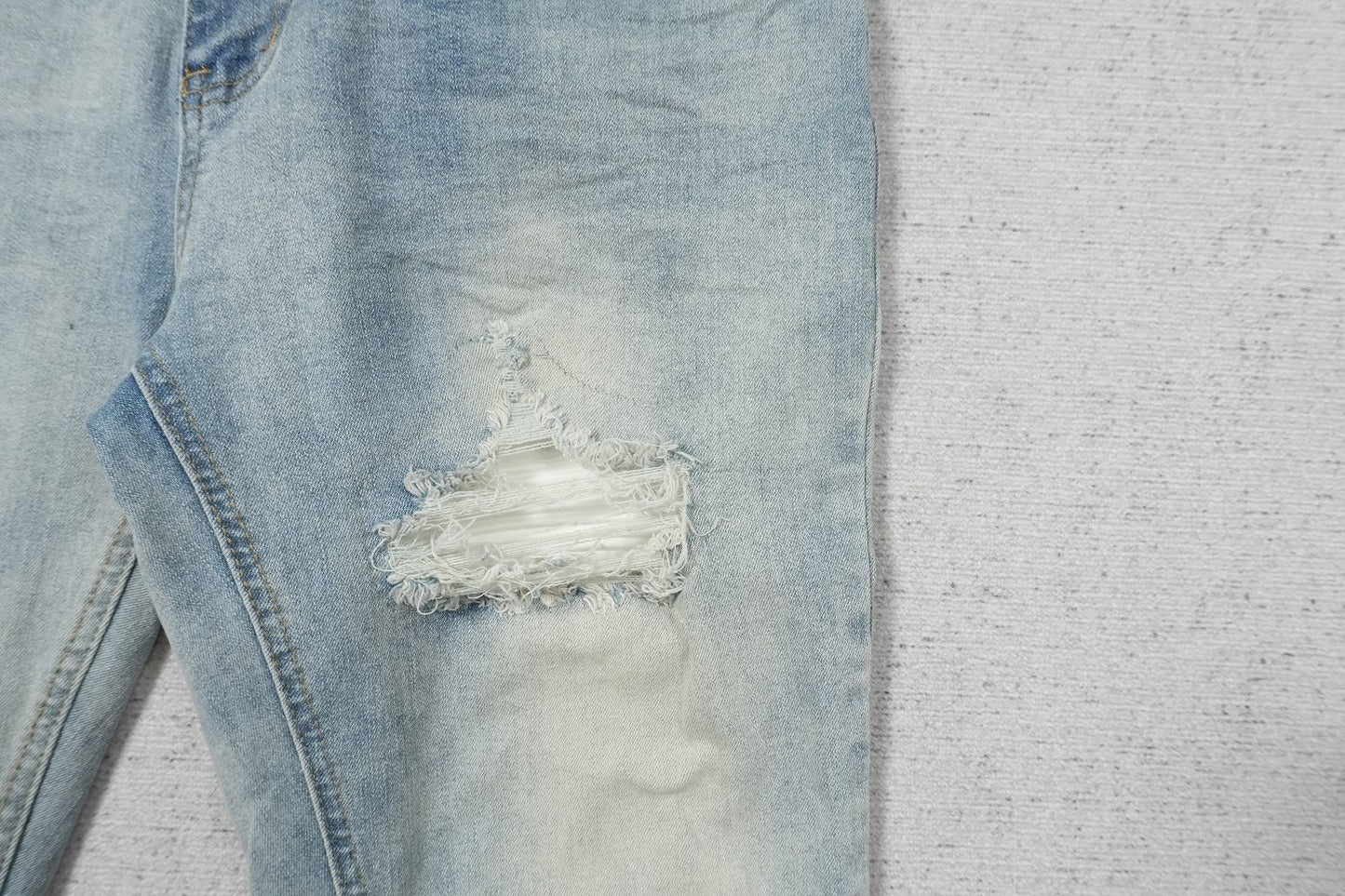 A - JEANS