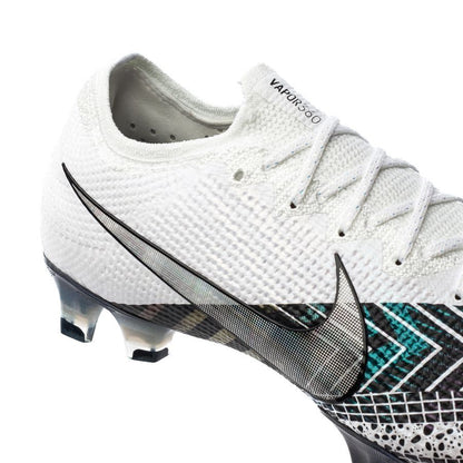 M - FUSSBALLSCHUHE