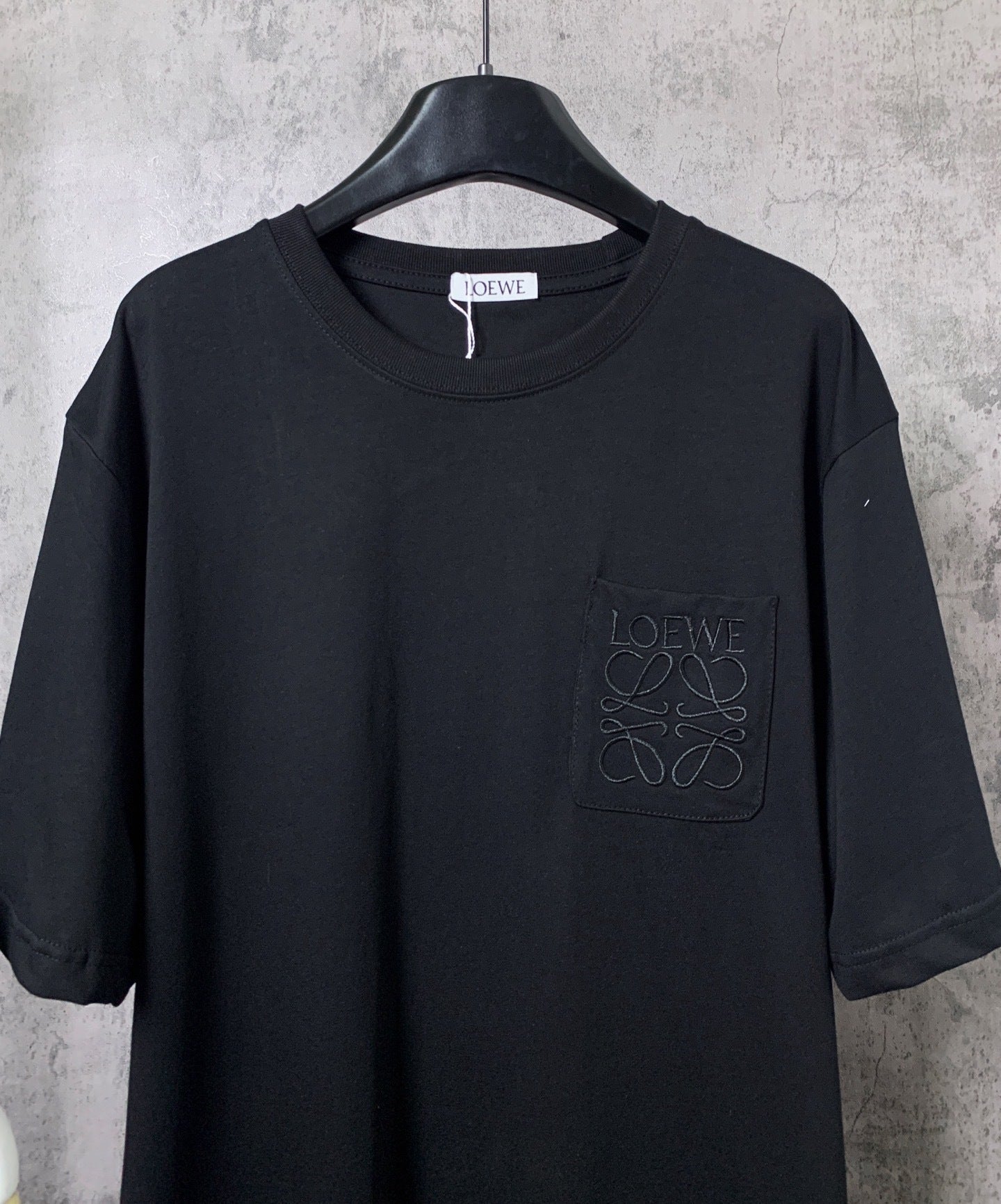 L - TSHIRT