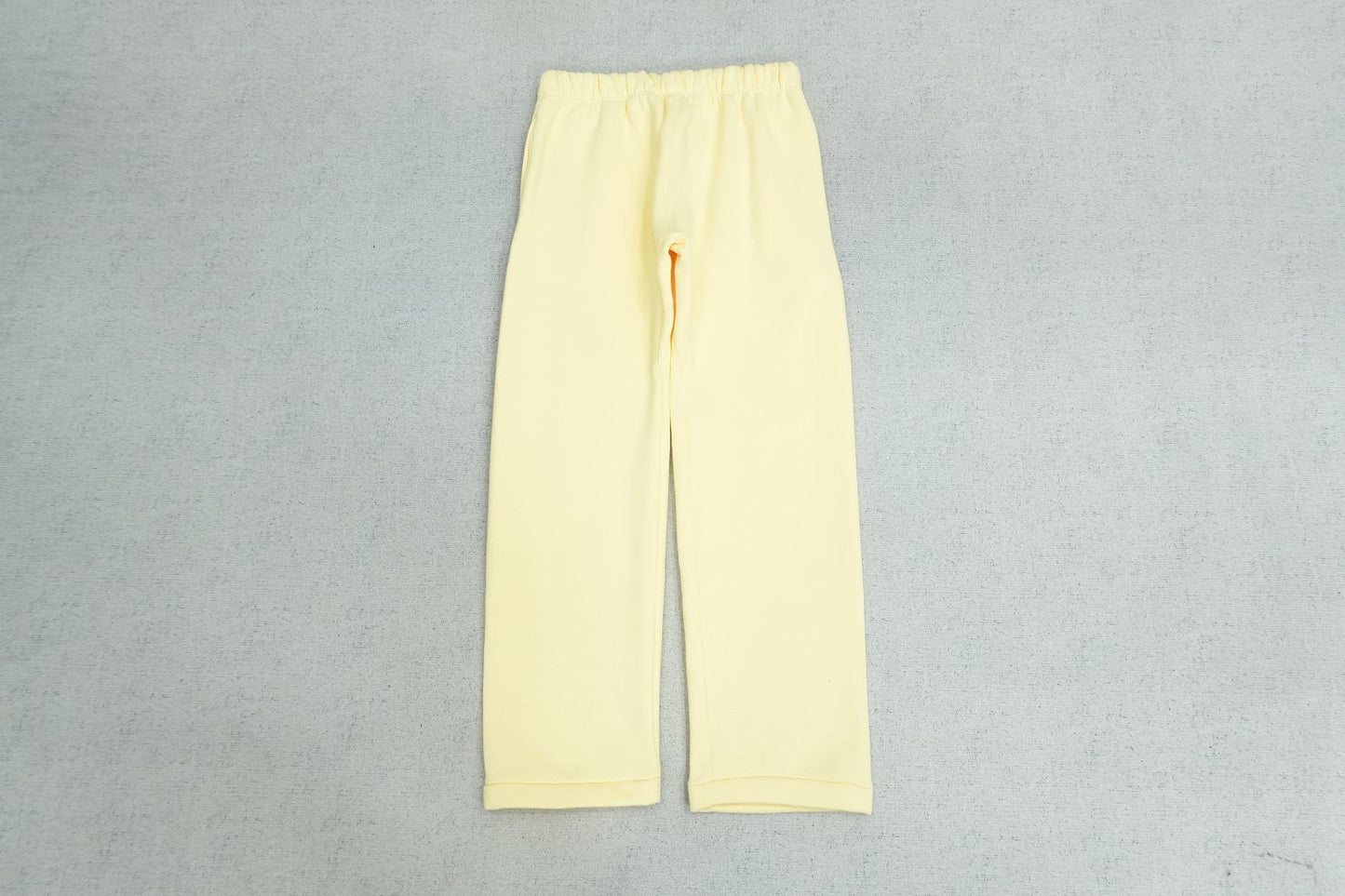 F - SWEATPANTS