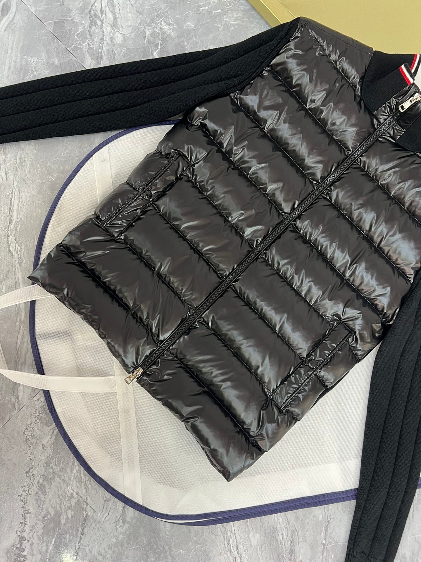 P - CARDIGAN