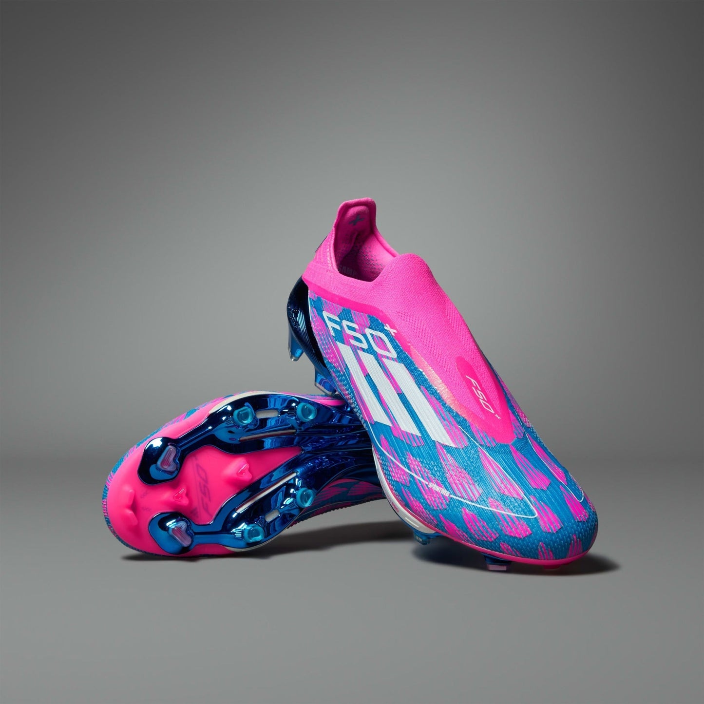 F - FUSSBALLSCHUHE