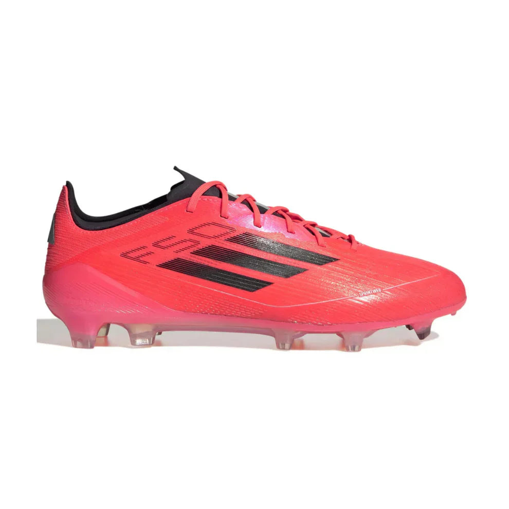 F - FUSSBALLSCHUHE