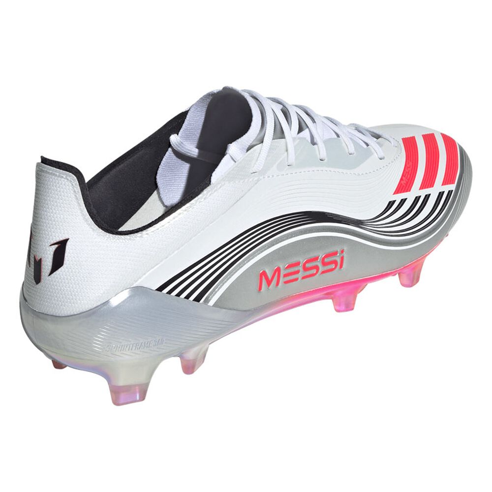 F - FUSSBALLSCHUHE