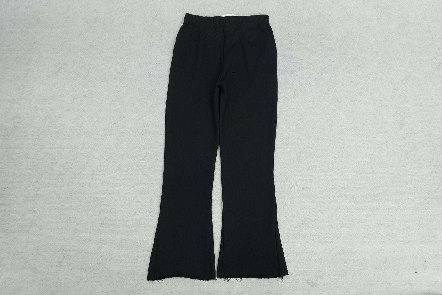 H - SWEATPANTS
