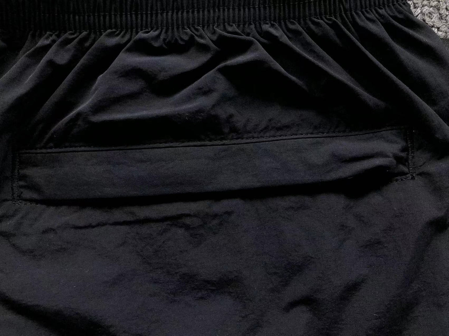 N - SHORTS