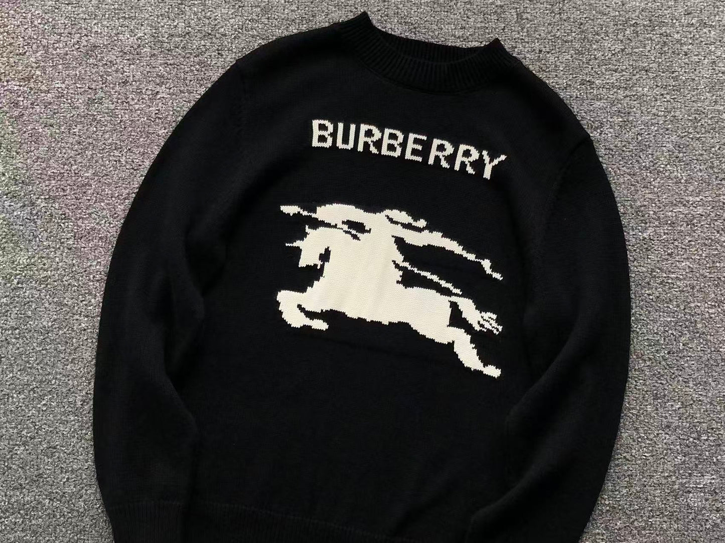 B - SWEATER