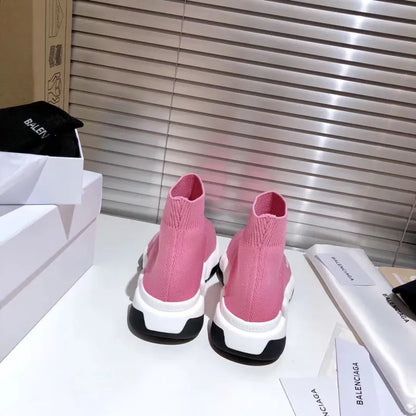 B - SNEAKERS
