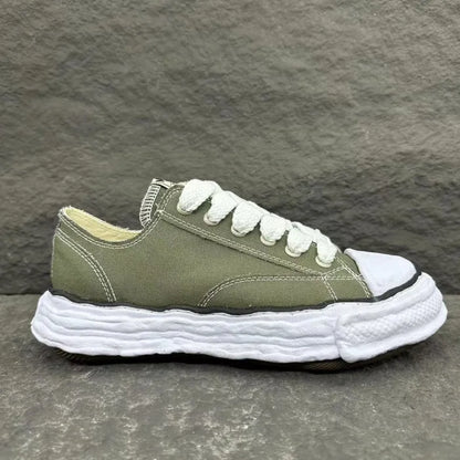 M - SNEAKERS
