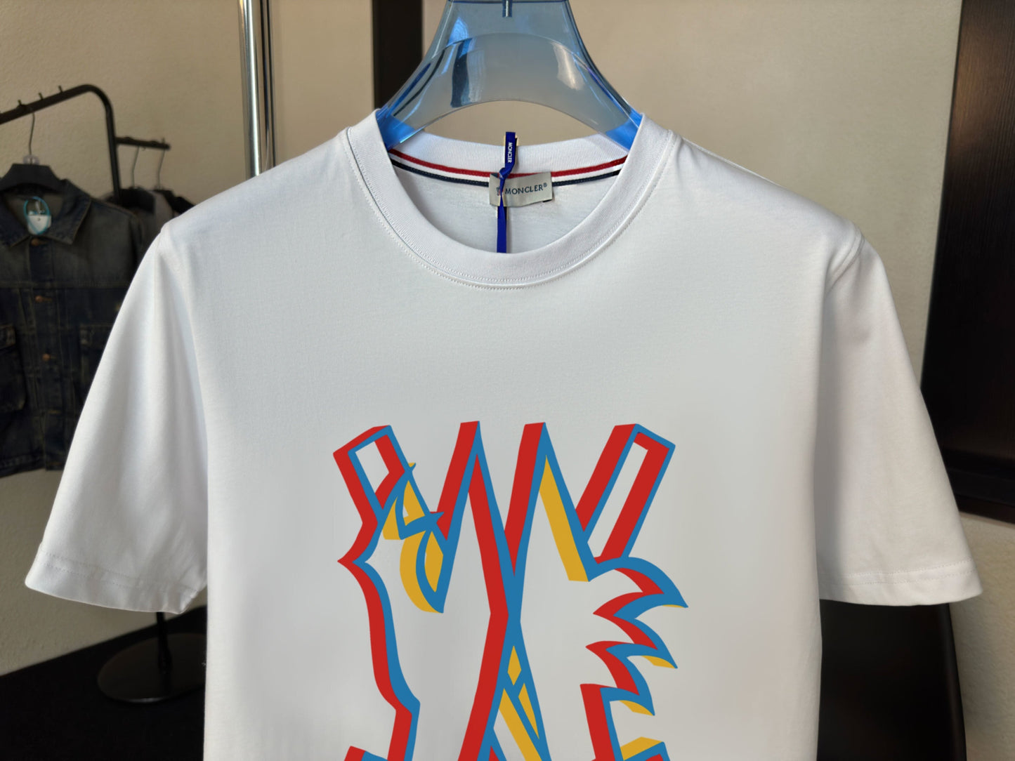 M - TSHIRT