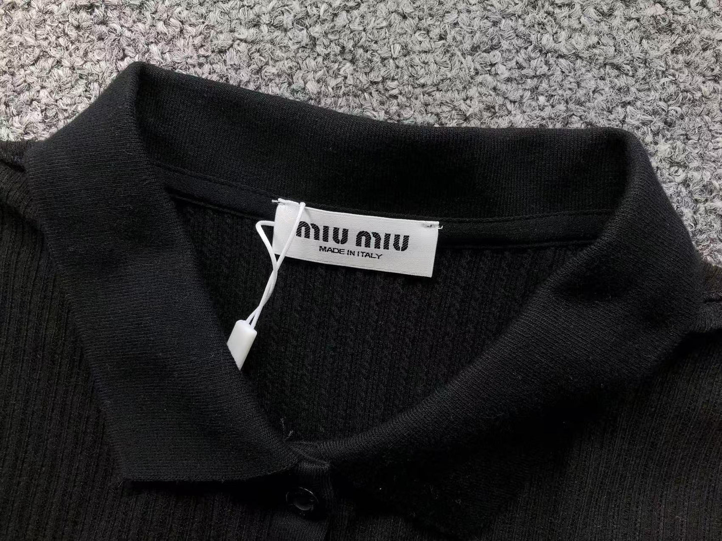 M - SWEATER