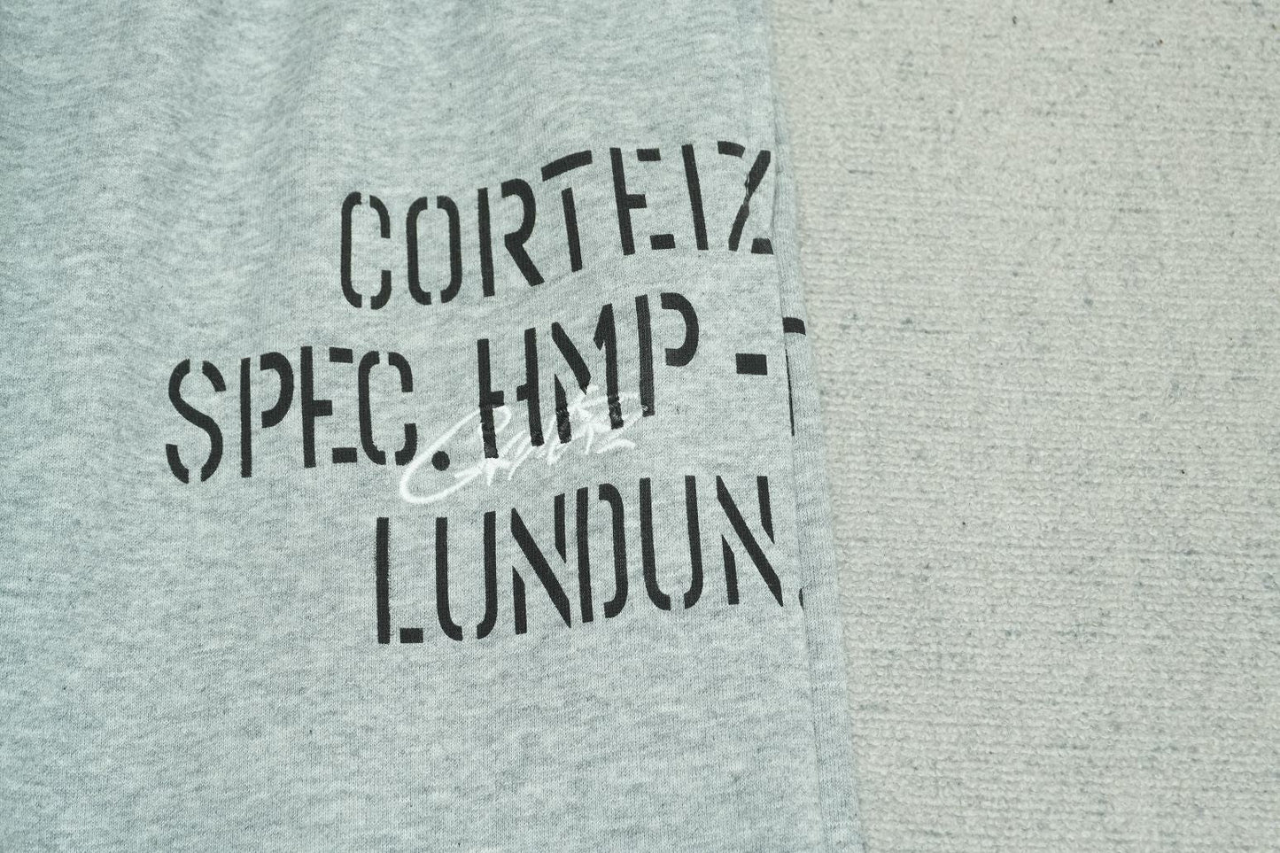 C - SWEATPANTS