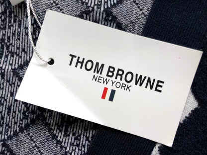 T - SWEATER