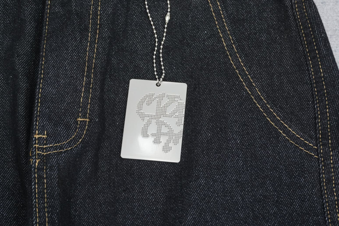 M - JEANS