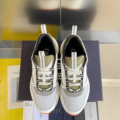 D - SNEAKERS