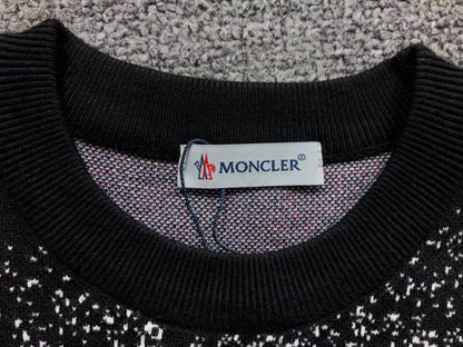 M - SWEATER