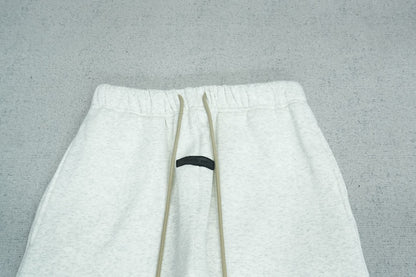 F - SWEATPANTS