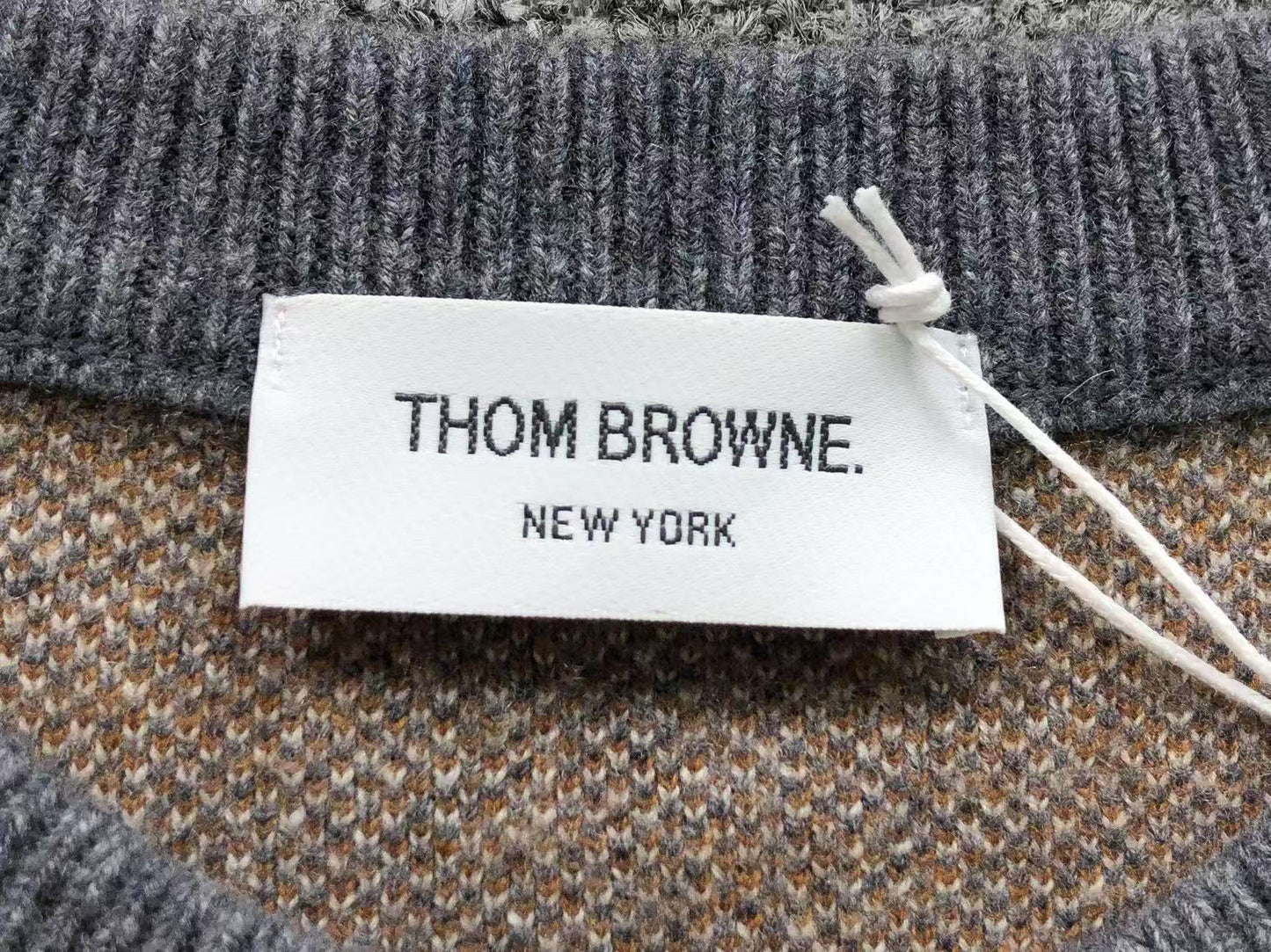 T - SWEATER