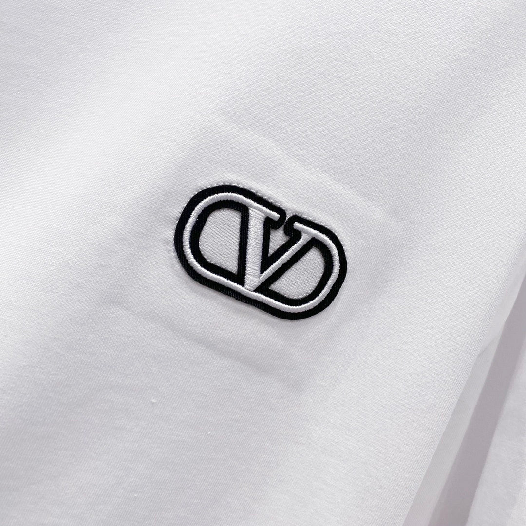 V - TSHIRT