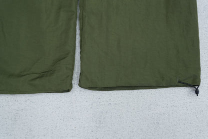 F - SWEATPANTS