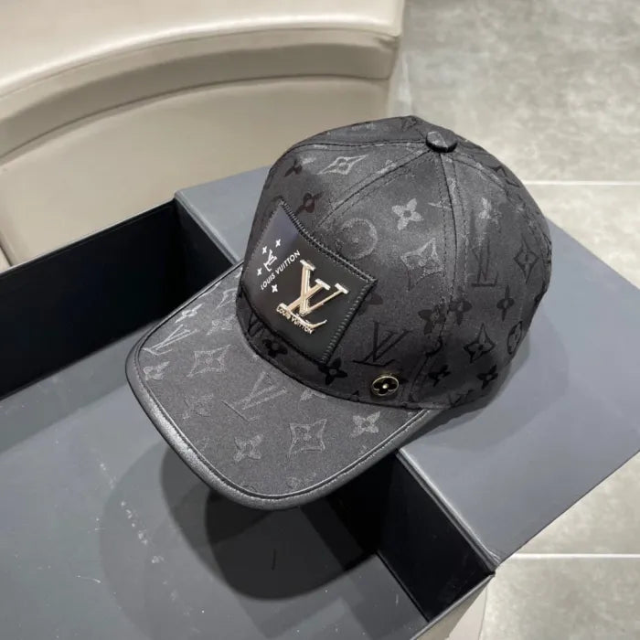 LOUIS V - MÜTZEN