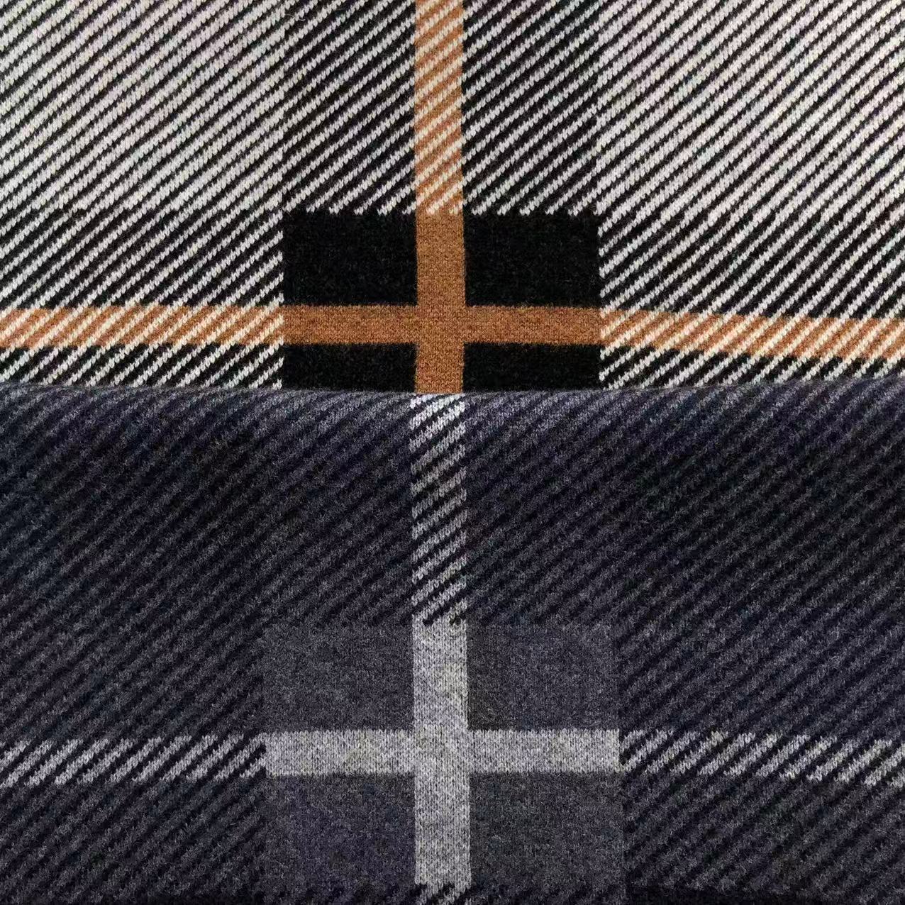 B - SWEATER