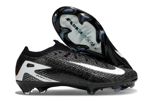 M - FUSSBALLSCHUHE
