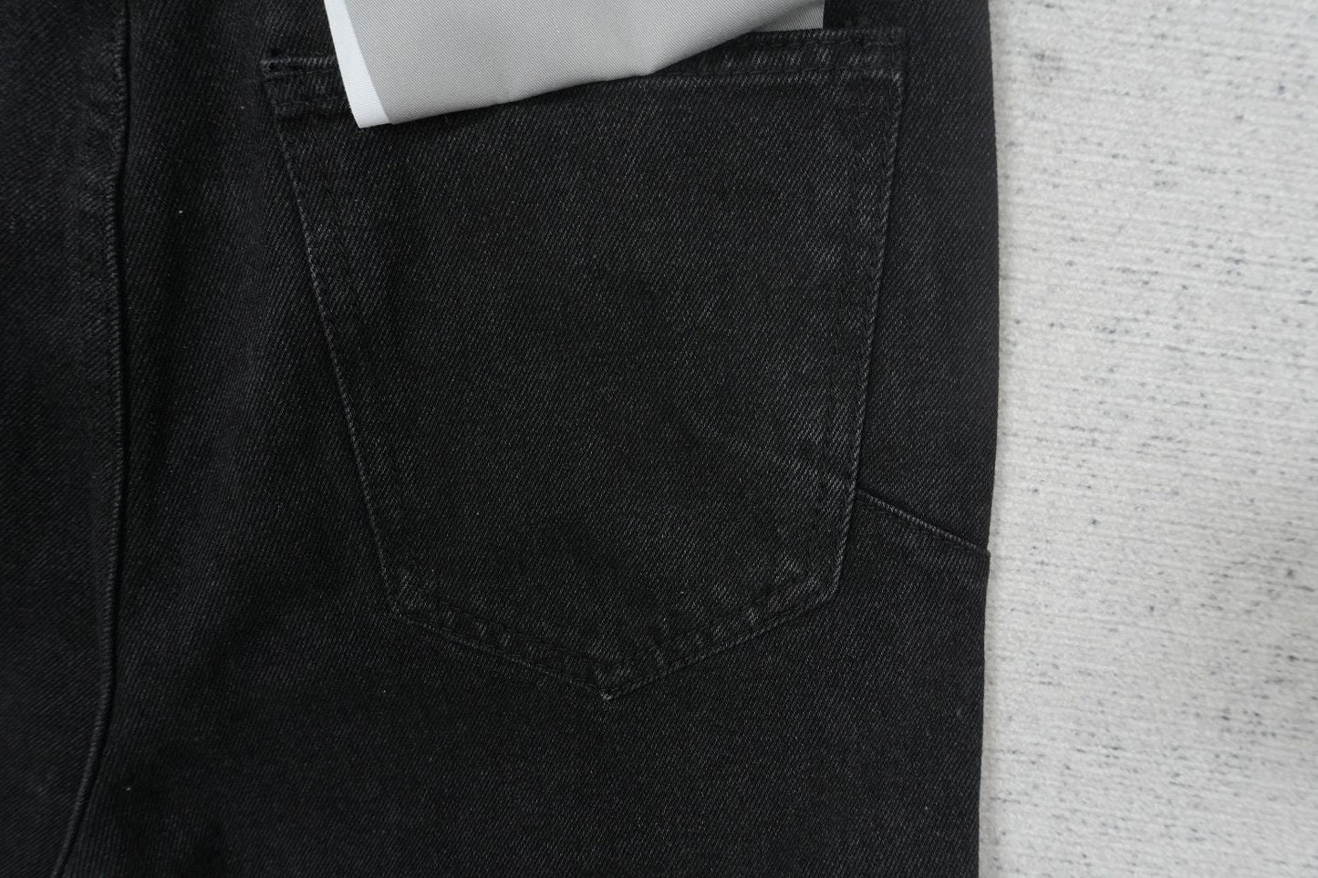P - JEANS