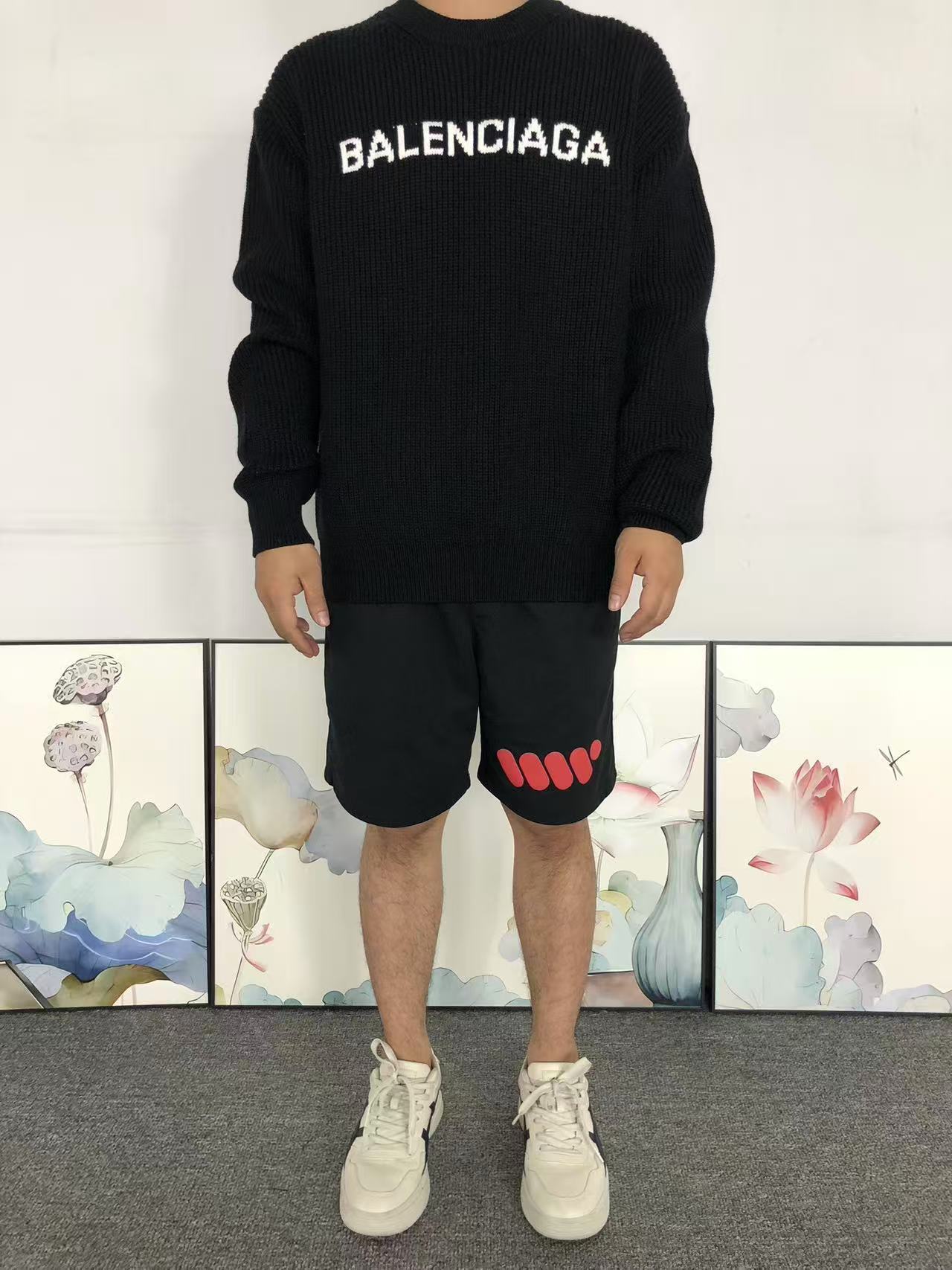B - SWEATER