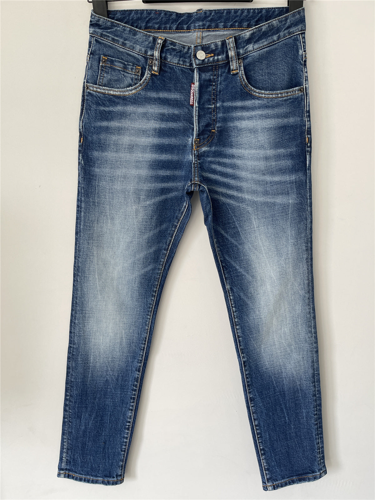D - JEANS