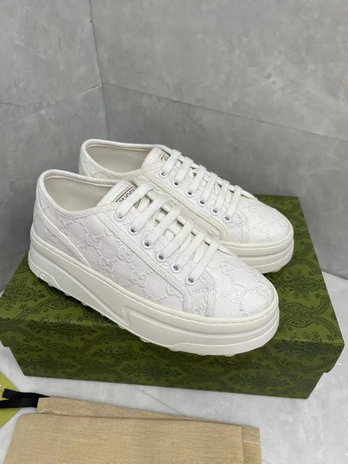 GG - SNEAKERS