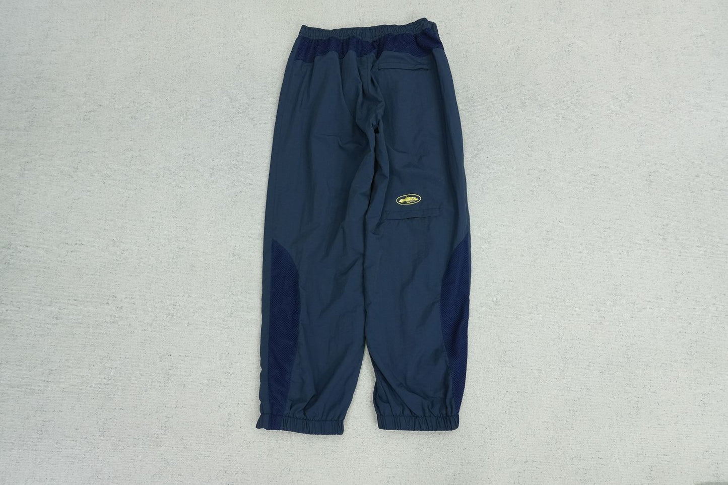 C - SWEATPANTS