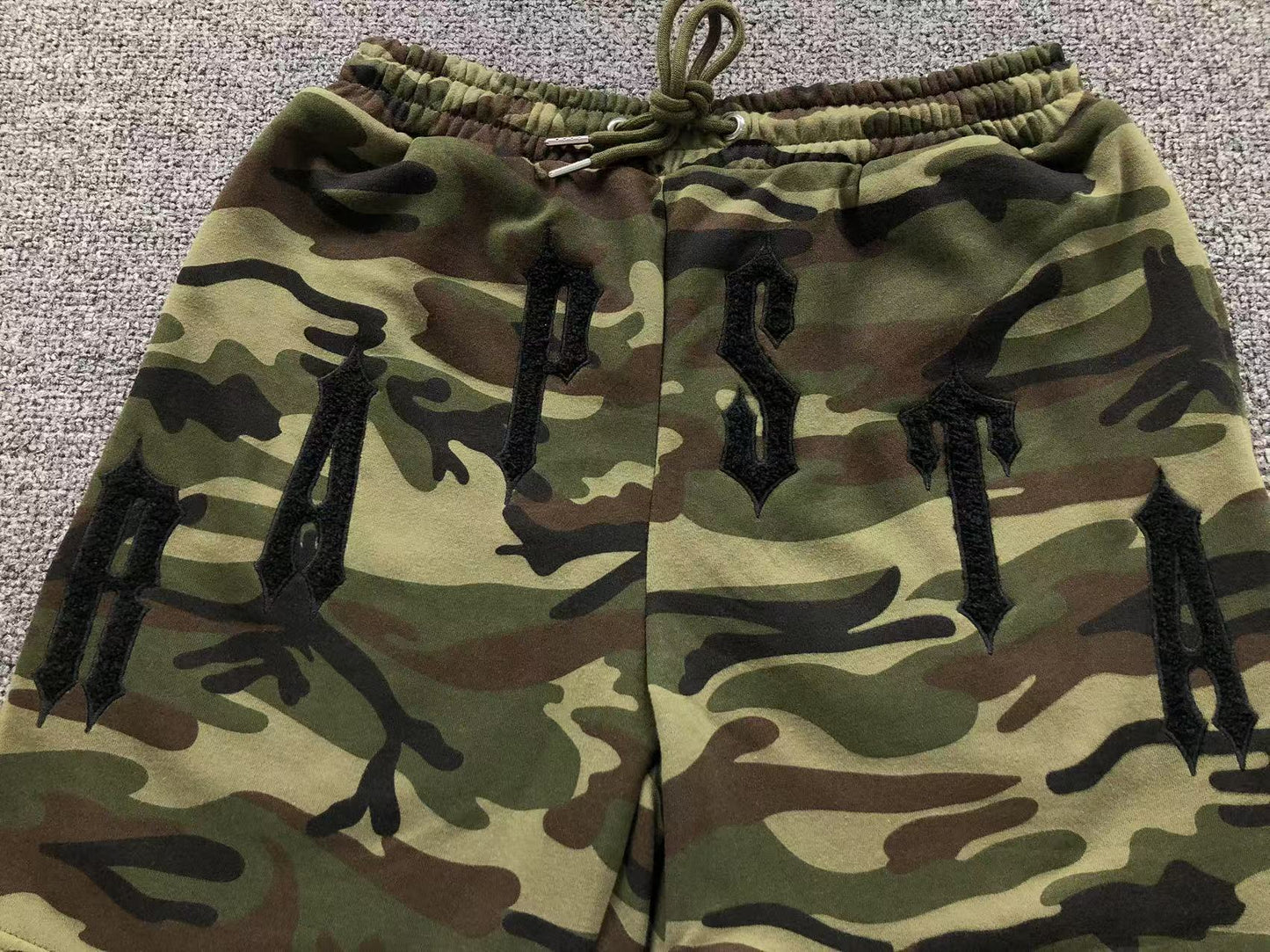 T - SHORTS