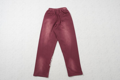 L - SWEATPANTS