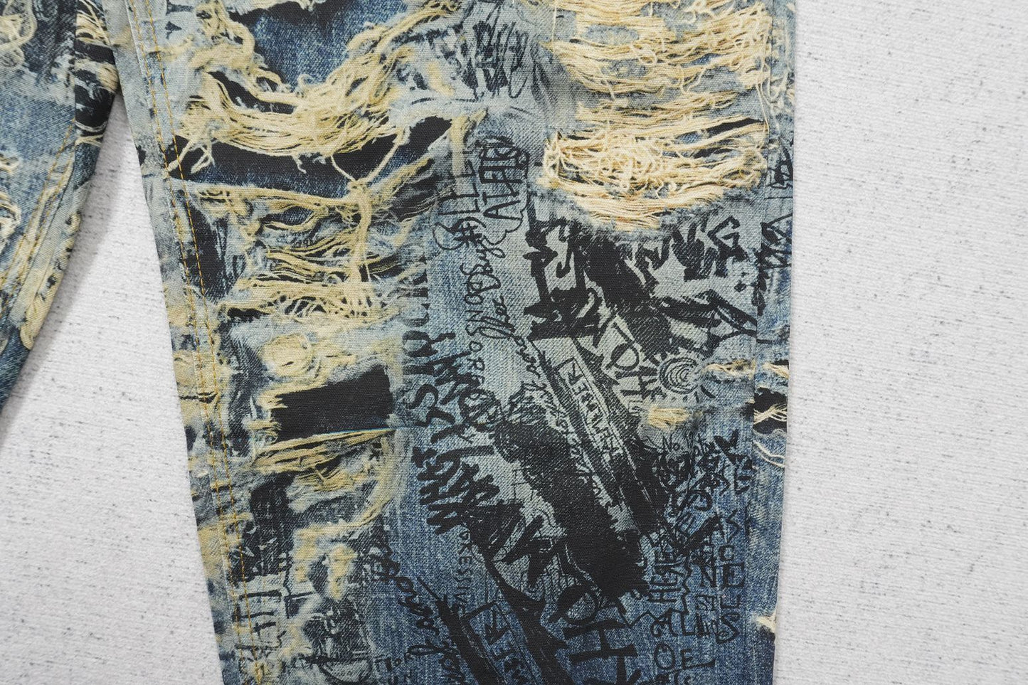 A - JEANS