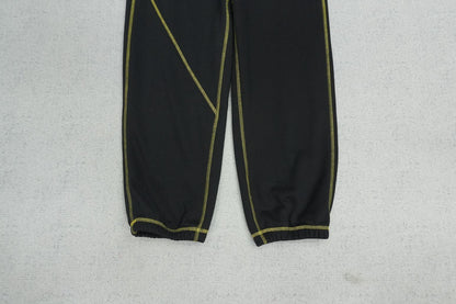 C - SWEATPANTS
