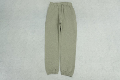 F - SWEATPANTS