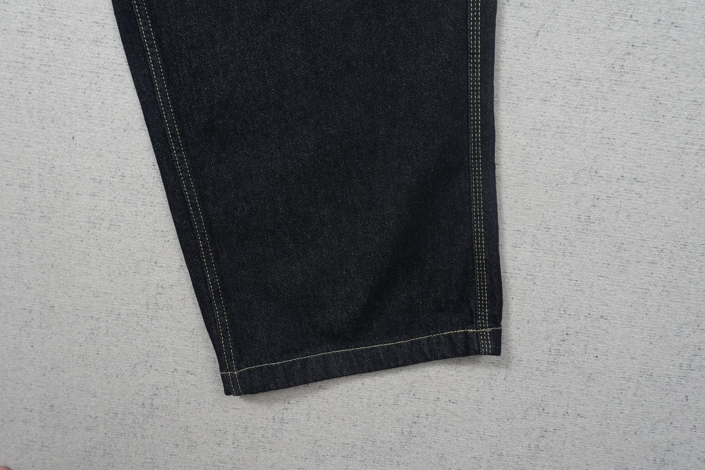 P - JEANS