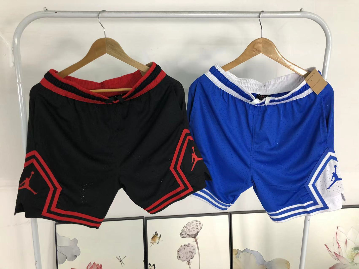 N - SHORTS