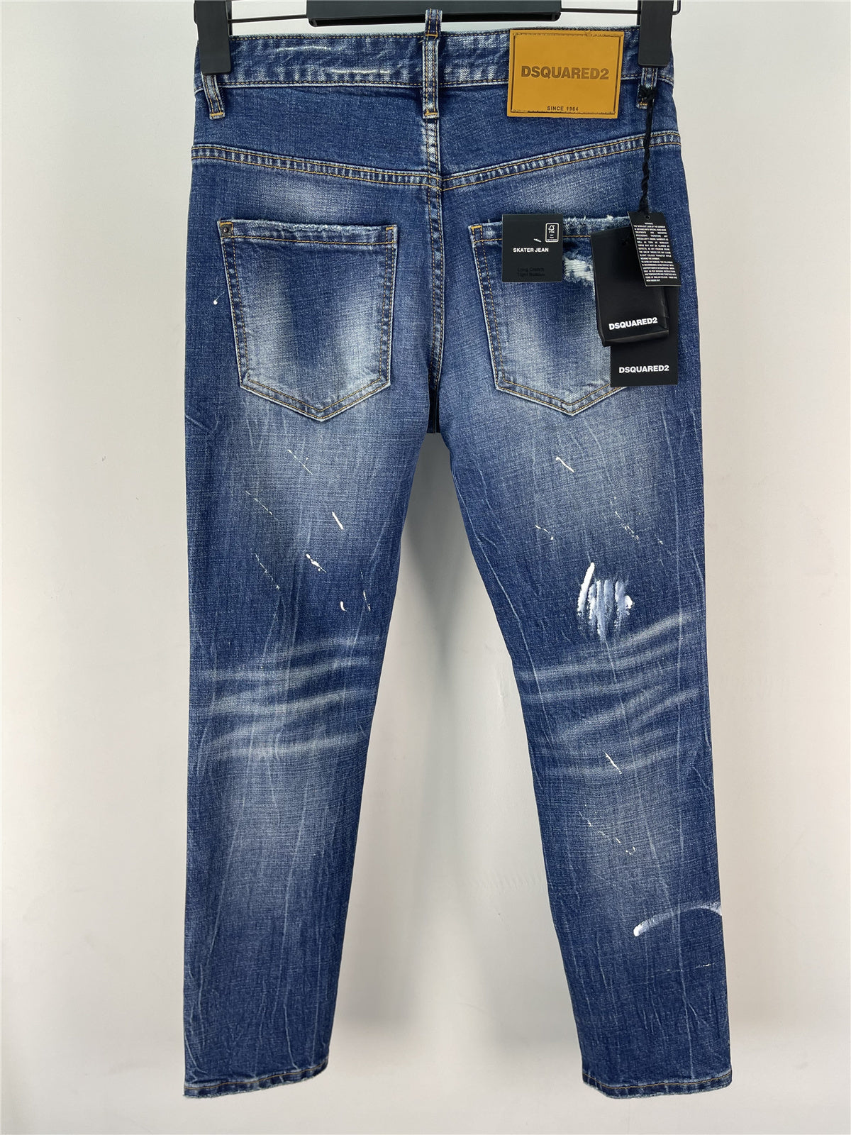 D - JEANS