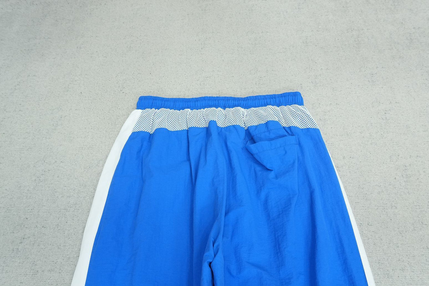 C - SWEATPANTS