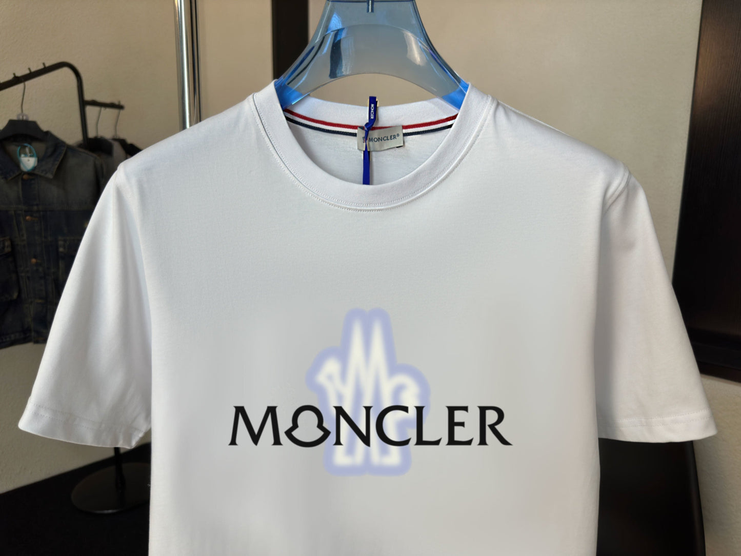 M - TSHIRT